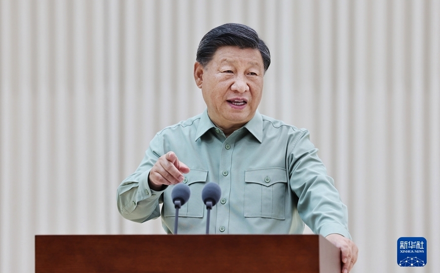 习近平在视察78集团军时强调 创新集团军建设管理和作战运用方式 全面提高部队备战打仗能力